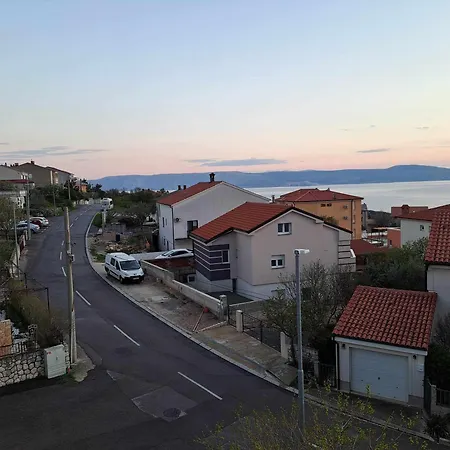 Villa Lily Novi Vinodolski Exterior photo