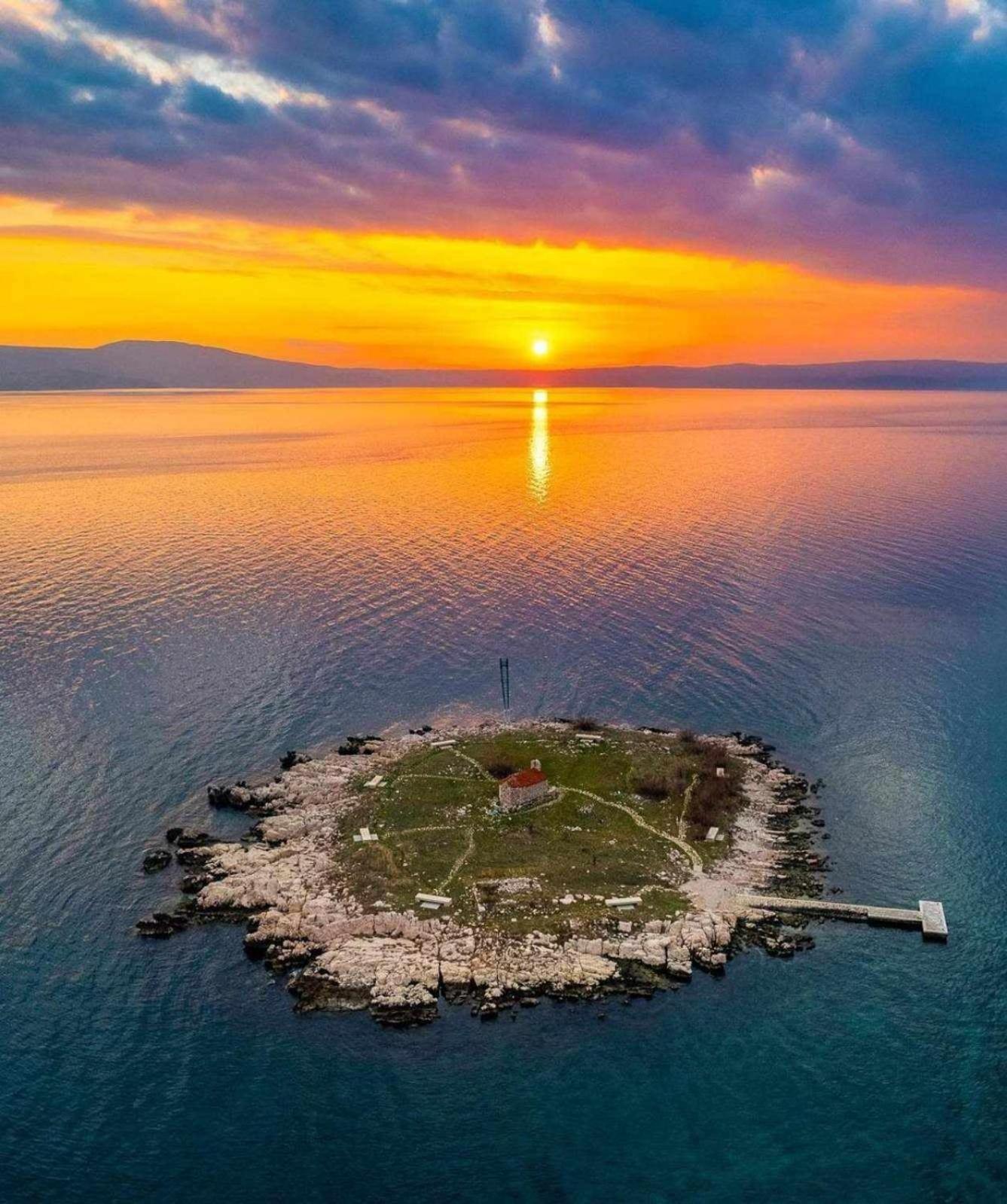 Lily Apartman Novi Vinodolski